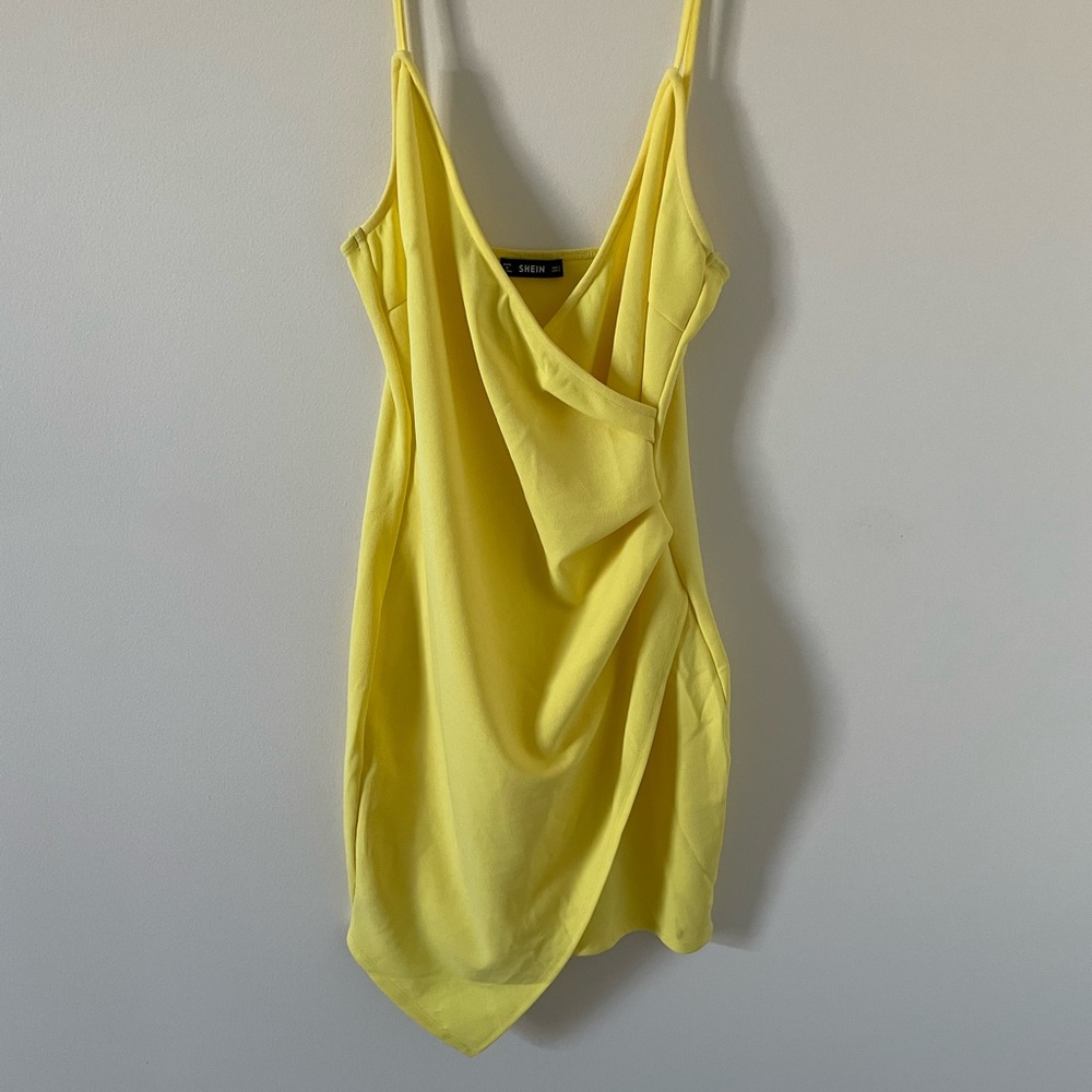 Yellow SHEIN dress 💛